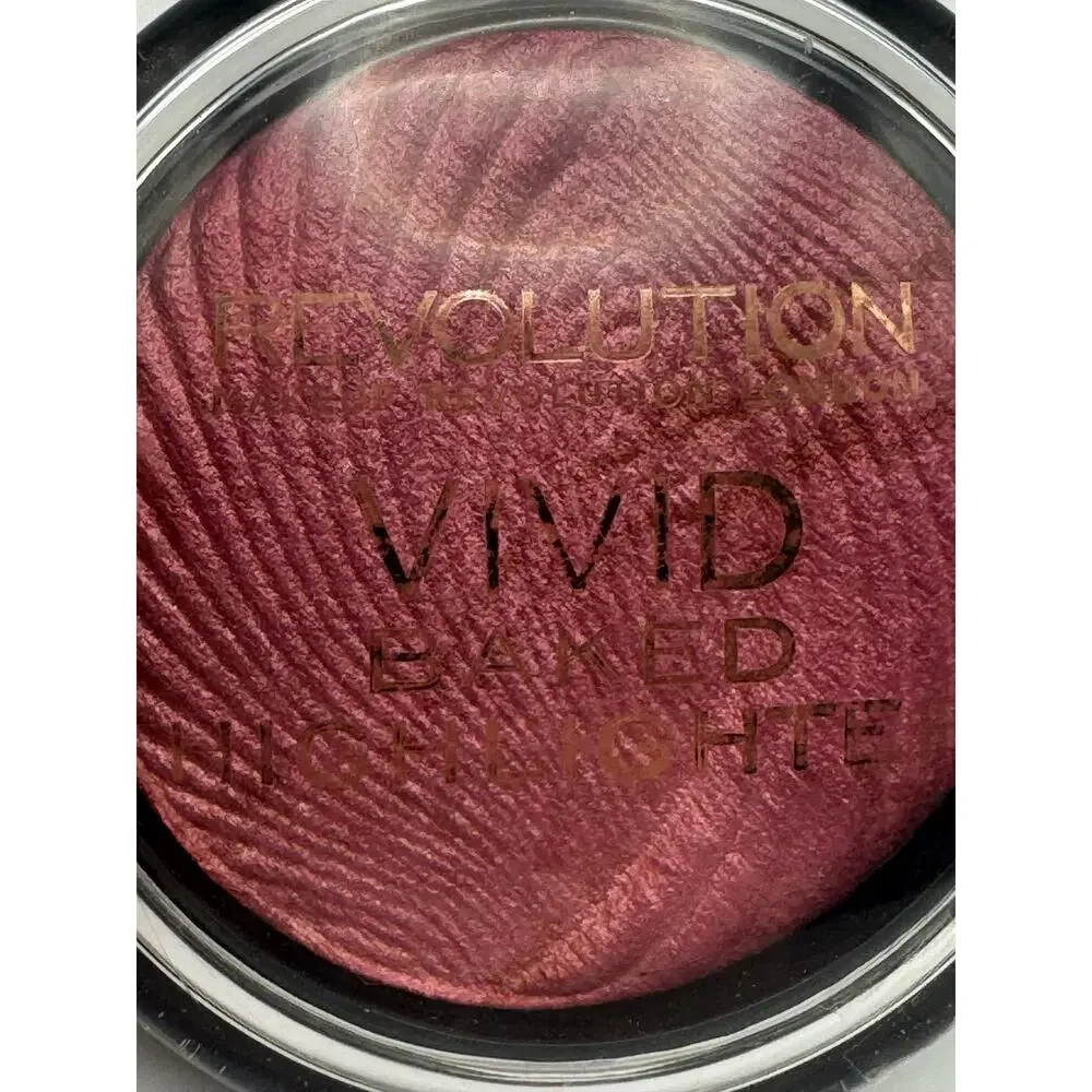 Makeup Revolution add luminous